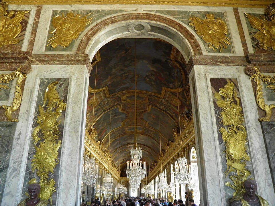 Der Spiegelsaal — SCHLOSS